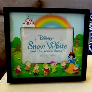 Disney Snow White and the Seven Dwarfs Picture Frame